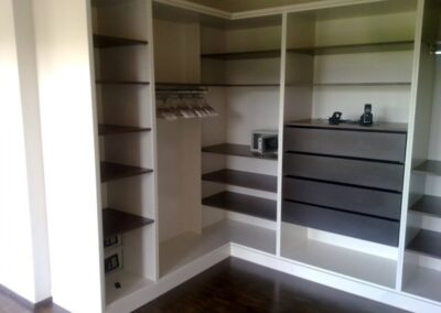 armarios JMN 03 400x284 - Armarios y Puertas