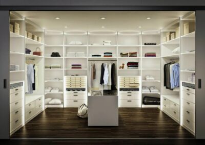 armarios JMN 29 400x284 - Armarios y Puertas